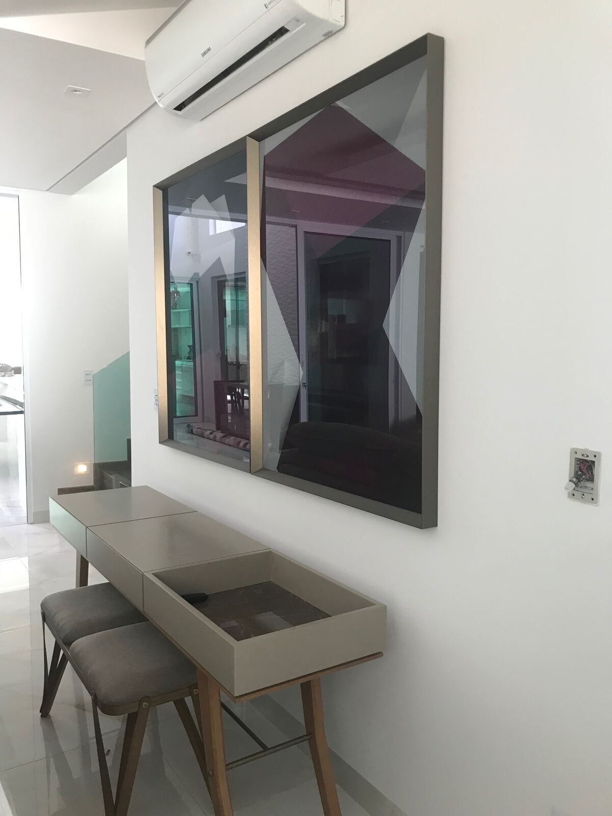 Casa MG — Adamantina: detalhe espelho decorativo — projeto de arquitetura residencial