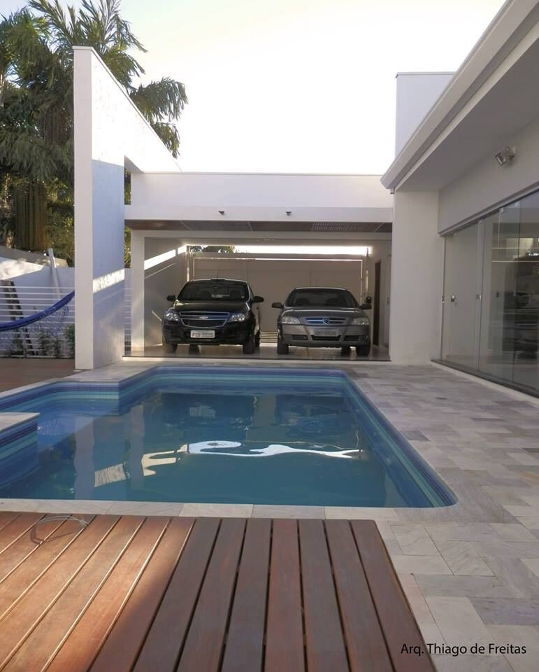 Casa MJ — Adamantina: piscina garagem — projeto de arquitetura residencial