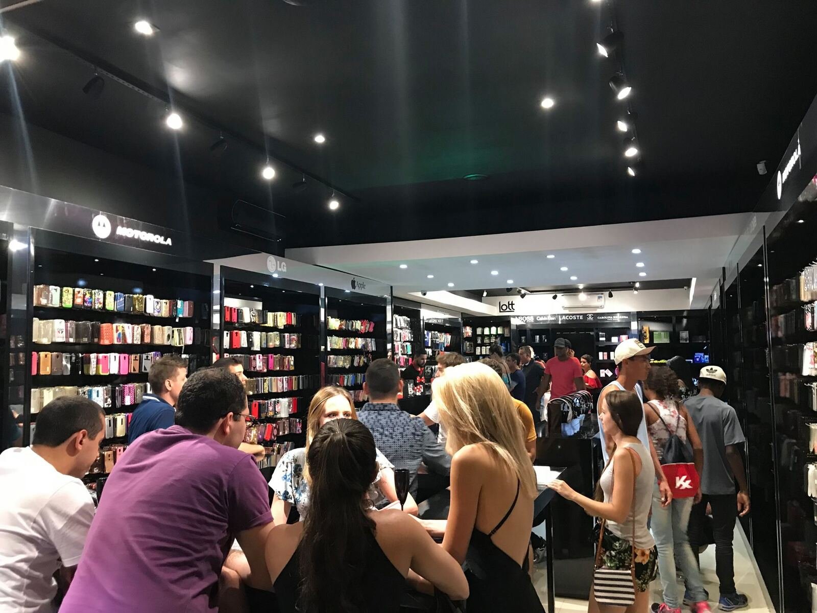 Loja Lott — Adamantina: interior inauguracao — projeto de arquitetura comercial