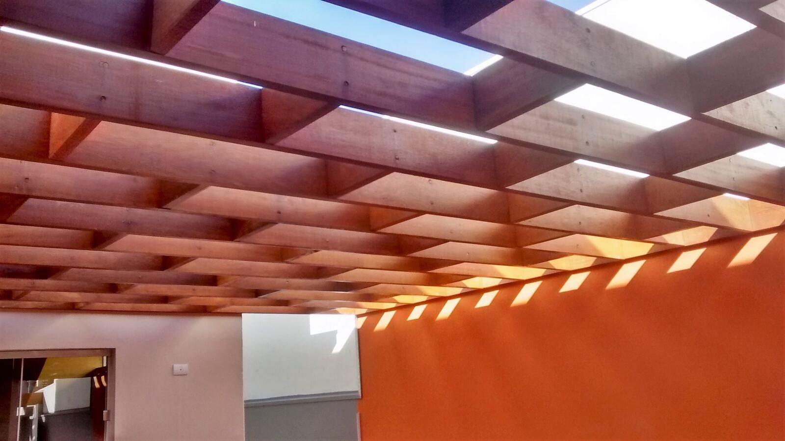 Restaurante Cheiro Verde — Adamantina: pergolado madeira — projeto de arquitetura comercial